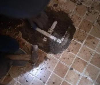 葫芦岛市卫生间漏水维修公司为您分享下卫生间渗水如何处理及注意事项