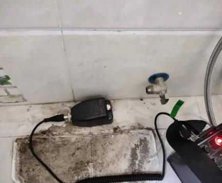 葫芦岛市屋顶漏水维修公司分享下卫生间漏水的危害及解决方法